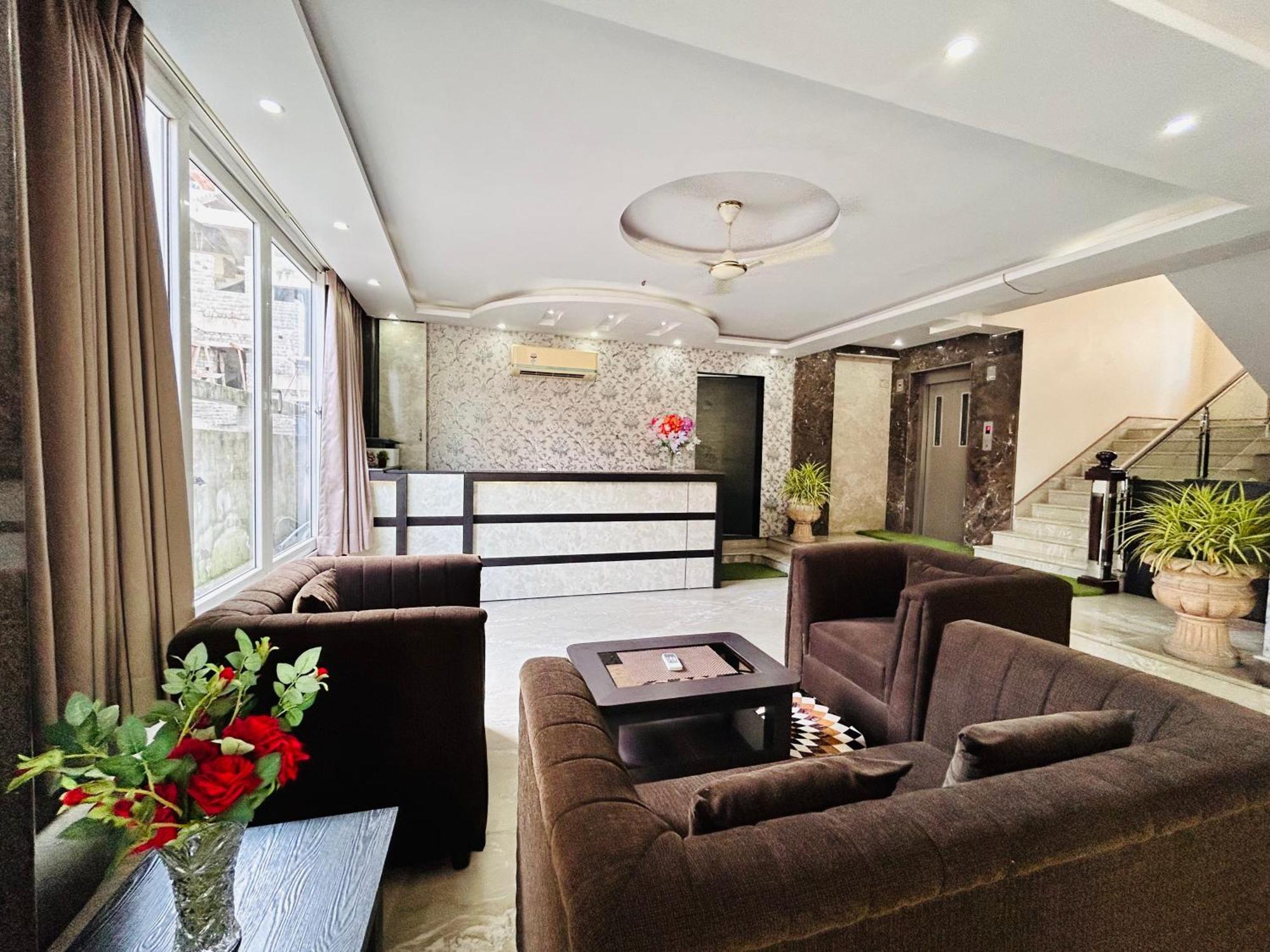 Bluo Lake View Newtown - Boutique Hotel Колката Екстериор снимка